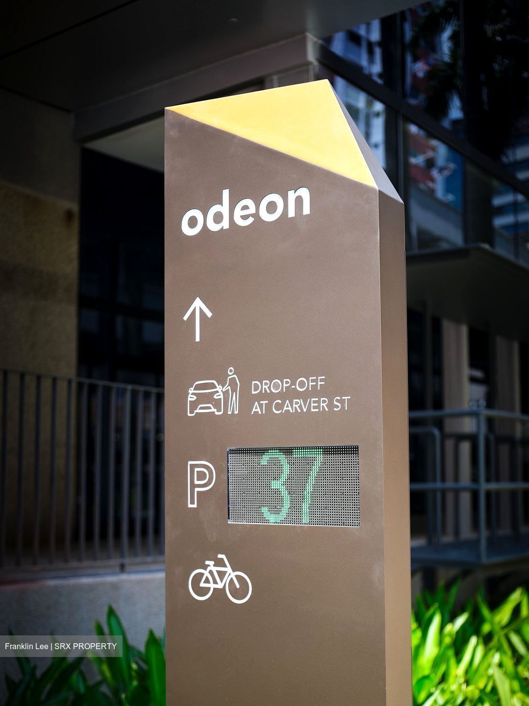 Odeon Towers (D7), Office #563683091